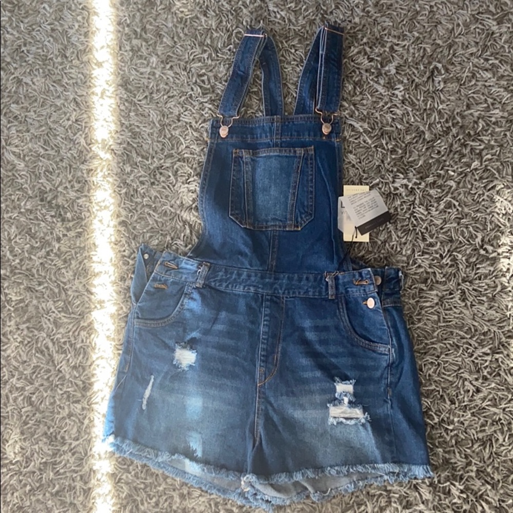 Love Tree Denim Overall Shorts NWT